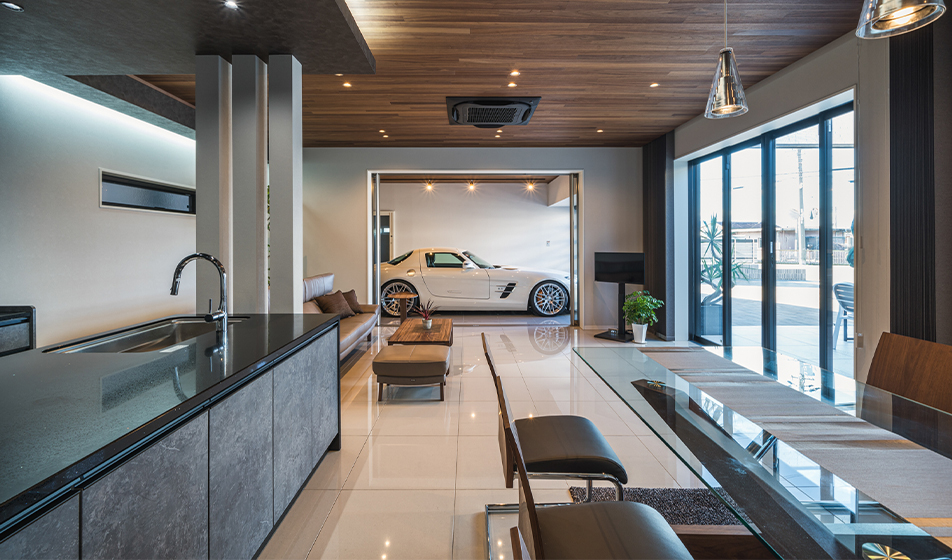 趣味と生活動線を両立させたガレージハウス