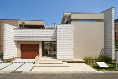 新築時も将来も外観が映える人気の外壁デザインは塗装の種類で決める｜愛知の外壁塗装助成金や相場をシュミレーション