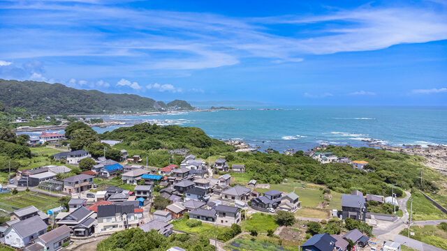 千葉県鴨川市の海岸