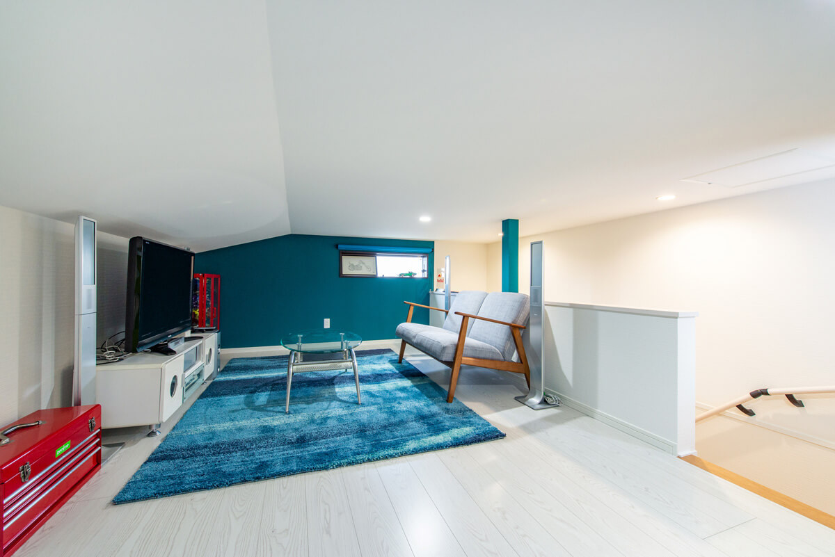 小屋裏スペースを活用した趣味部屋