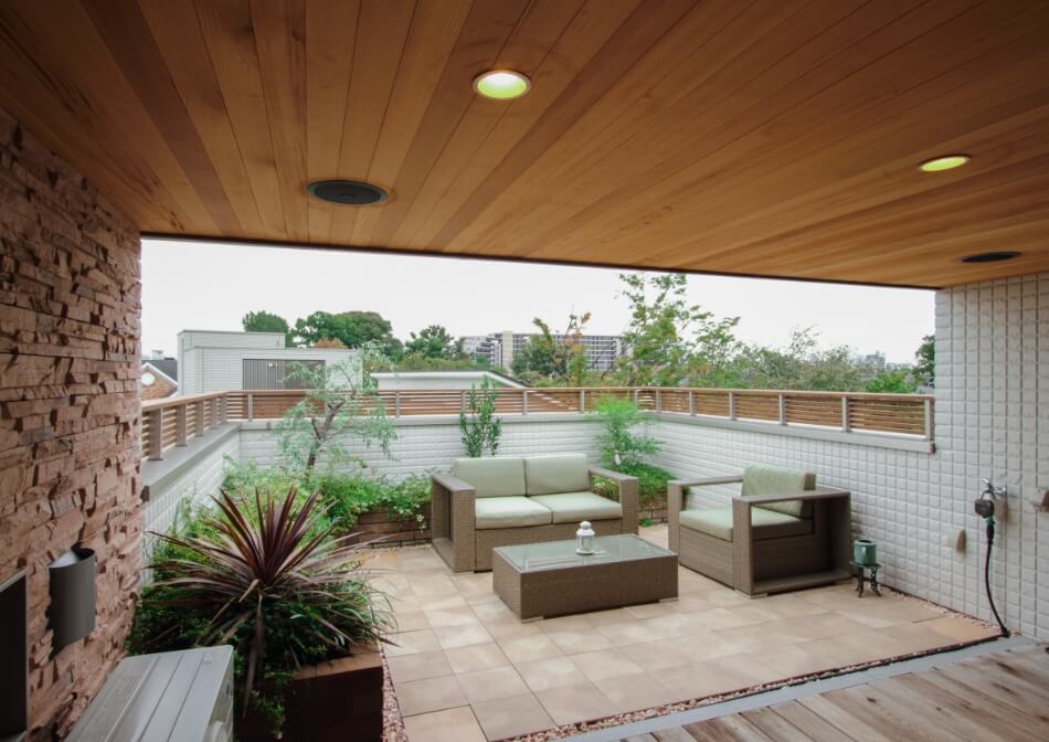 高級感のある屋上庭園